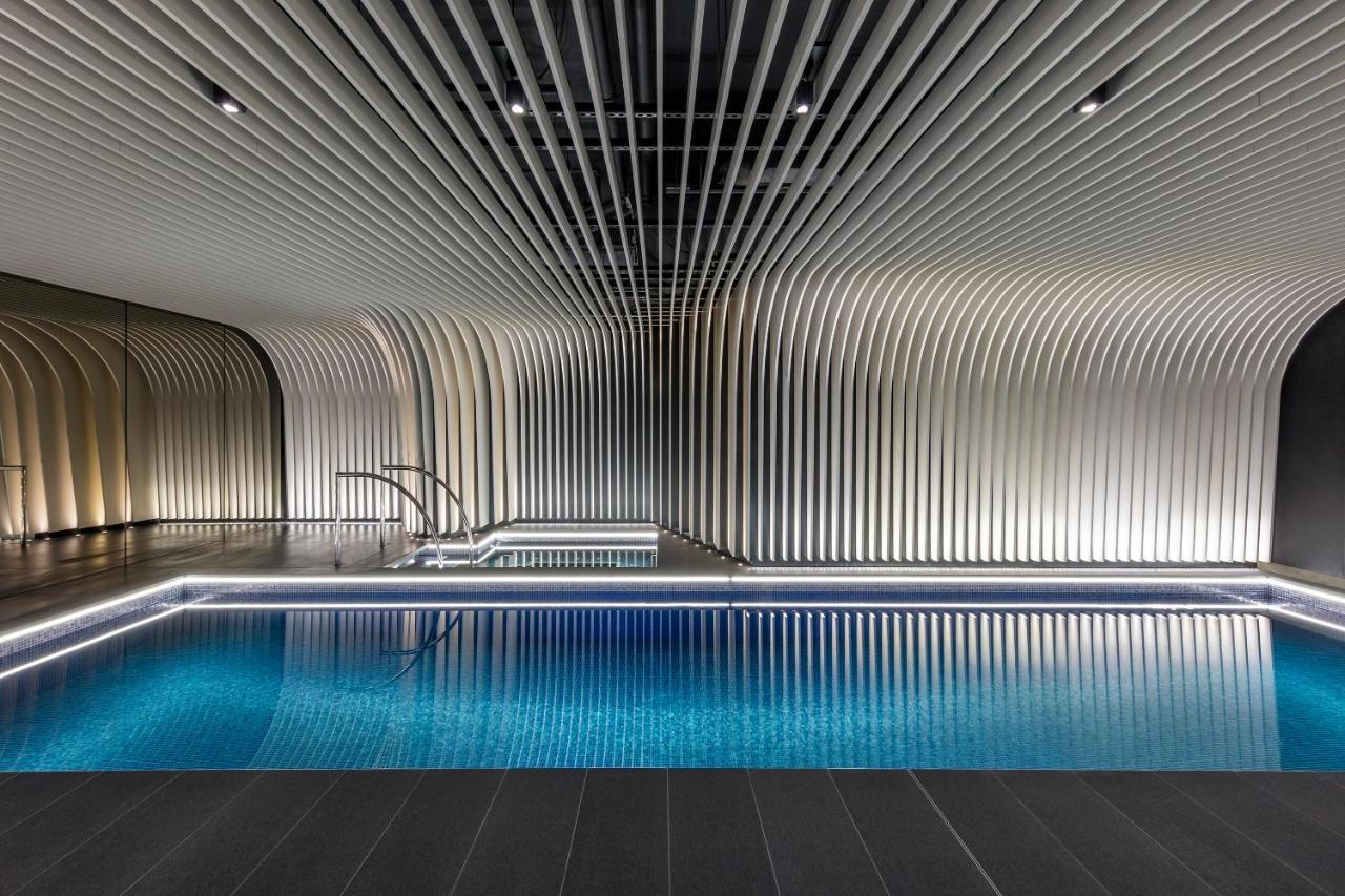 Skye Suites Сідней Екстер'єр фото The pool at The Standard London