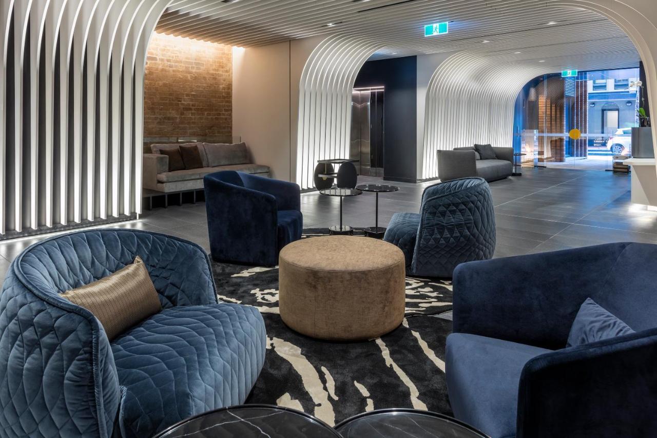 Skye Suites Сідней Екстер'єр фото The lounge at the airport