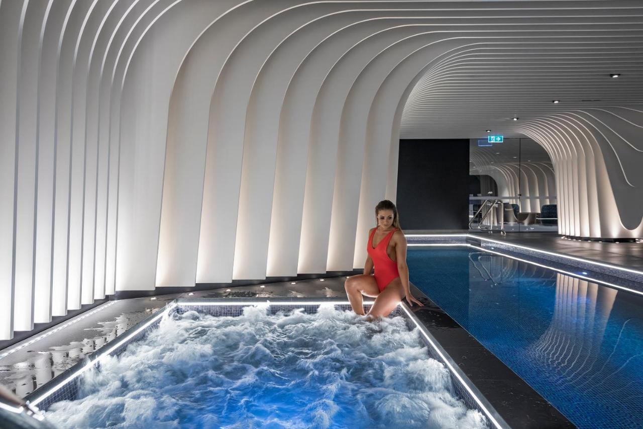 Skye Suites Сідней Екстер'єр фото The spa at The Dorchester